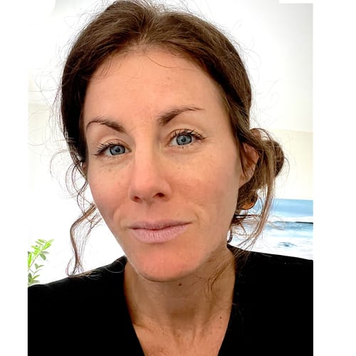 Headshot of Stephanie Feliciano, LCSW