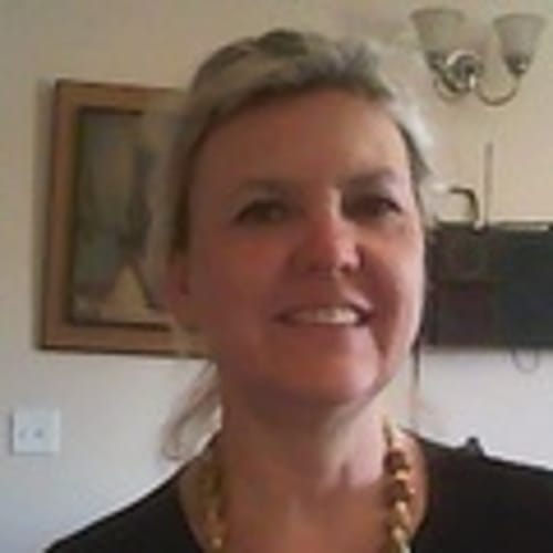 Headshot of Ursula Antonik-Buxton, LMFT