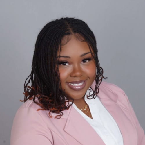Headshot of Jada Perry, LPC