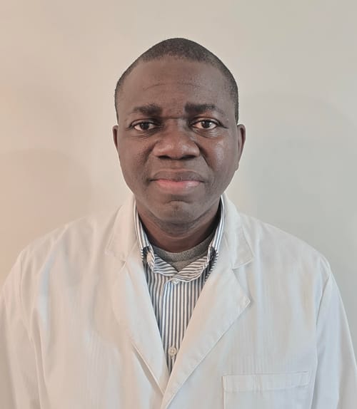 Headshot of Moses Oyeleye, APRN