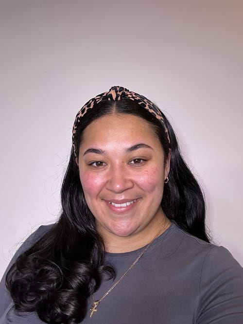 Headshot of Adelina Hernandez, LCSW