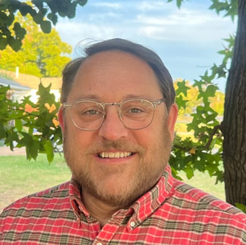 Headshot of Wesley Gilder, LPC