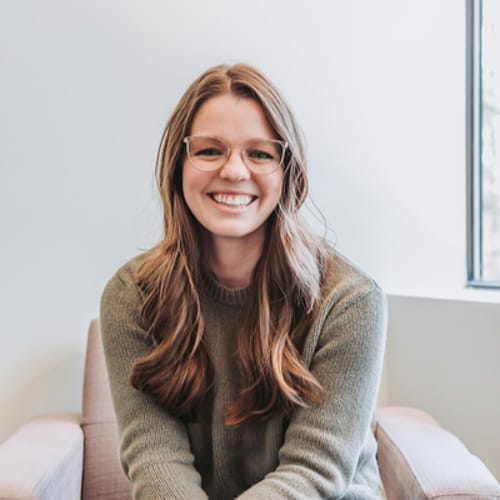 Headshot of Jessica Long, LCSW