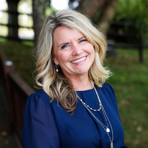Headshot of Lisa Best, LCMHC