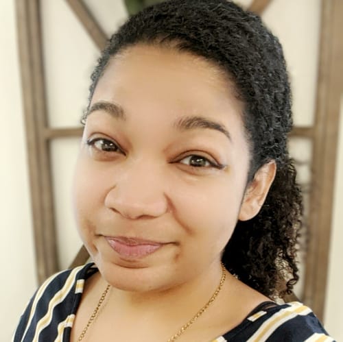 Headshot of Victoria Edwards, LPCC