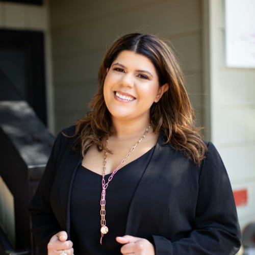 Headshot of Mariana Nogueira De Andrade, LCSW