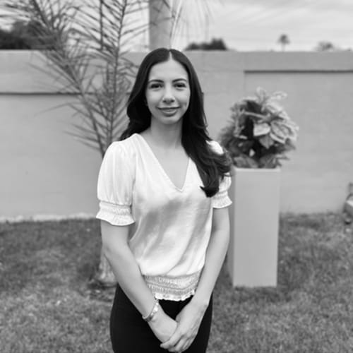 Headshot of Denisse Cavazos, LPC