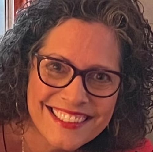 Headshot of Evangelina Alonso, LICENSED_PSYCHOLOGIST
