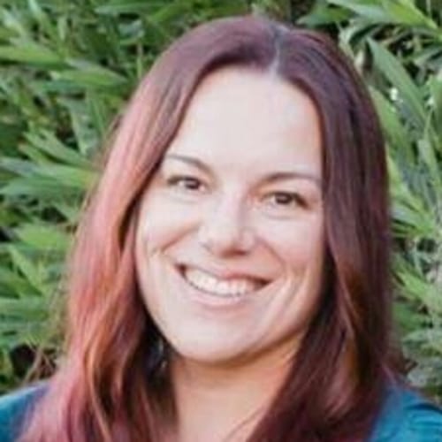 Headshot of Holly Snyder, LMFT