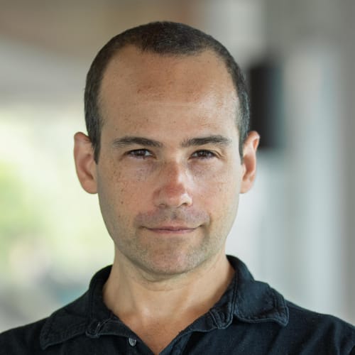 Headshot of Aaron Shragge, LCAT