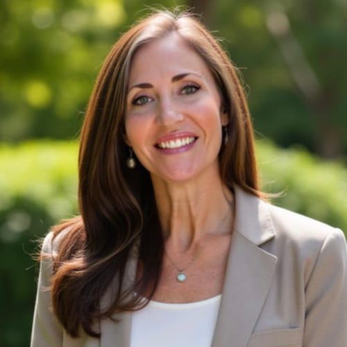 Headshot of Kelly Holbert, APRN