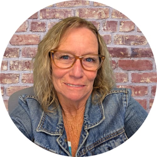 Headshot of Sharon Kennon, LCSW