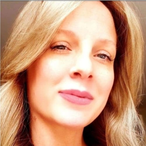 Headshot of Kelly Jenner, LPC