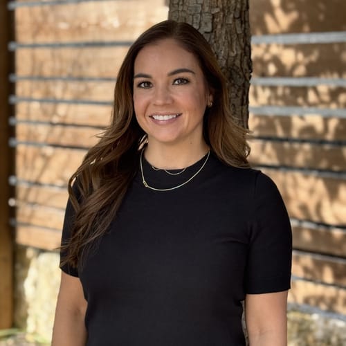 Headshot of Diana Olguin, LPC