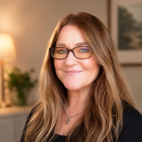 Headshot of Natalee Charlton, LCSW