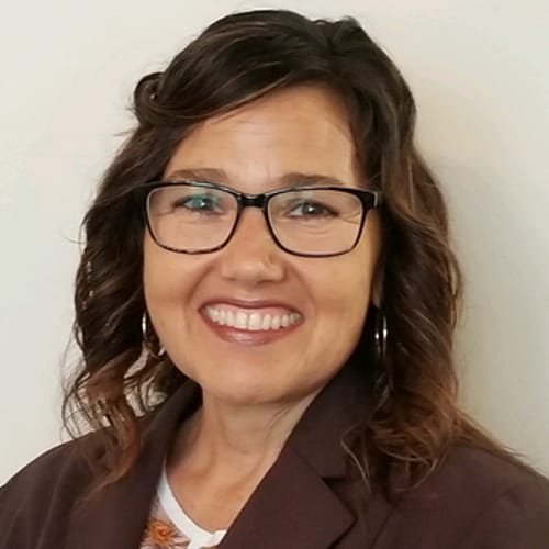 Headshot of Elizabeth Elias, LCSW