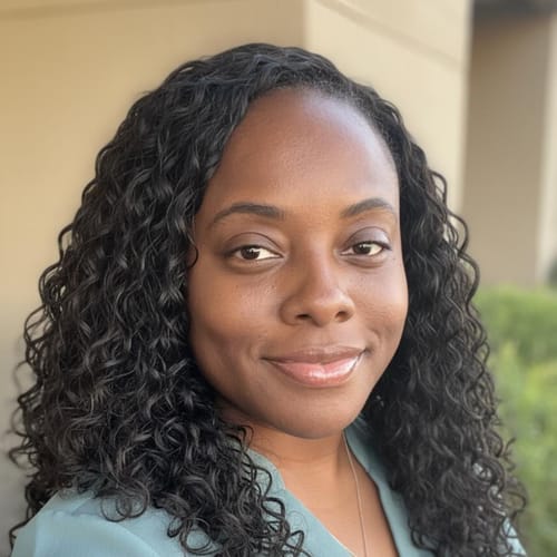 Headshot of Ivana Spencer, NP