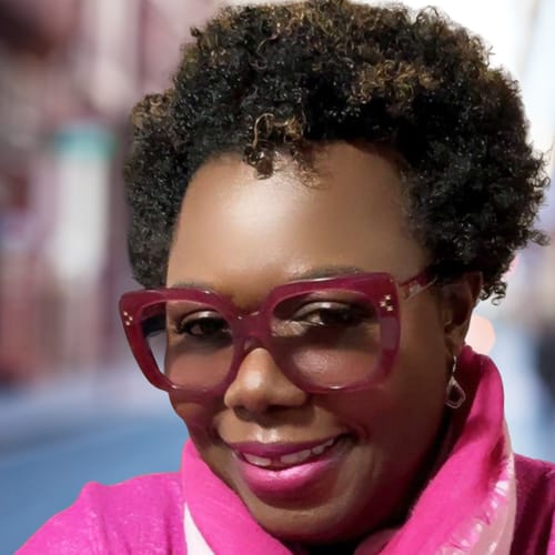 Headshot of Georgia Newton, NP