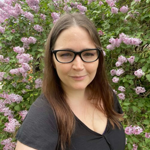 Headshot of Lauren Pillster, LPC