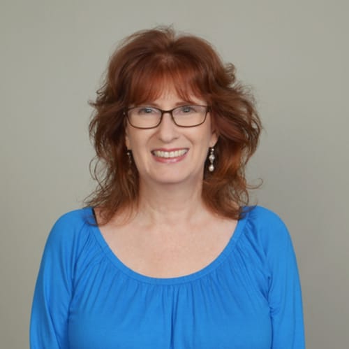 Headshot of Nicole Ashley, LMFT
