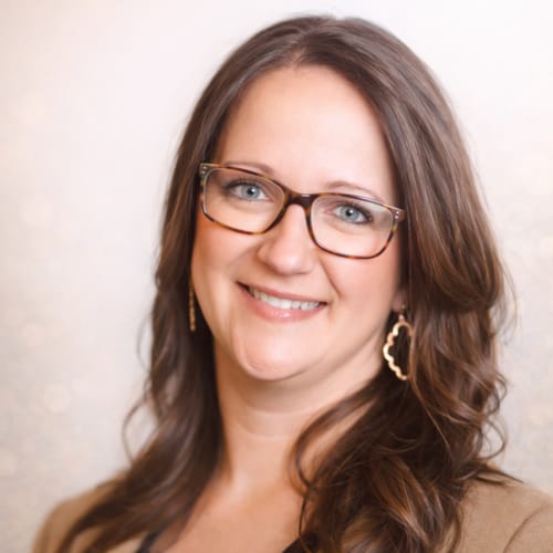 Headshot of Anna Mandia, LCSW