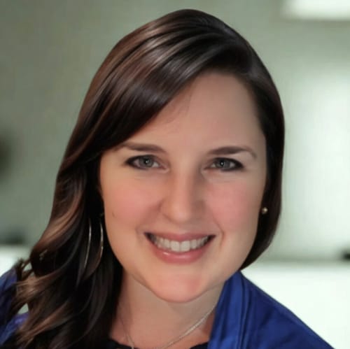 Headshot of Elizabeth Campbell, LCSW