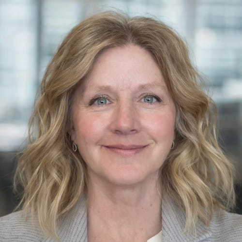 Headshot of Stephanie Brakemeier, LICSW
