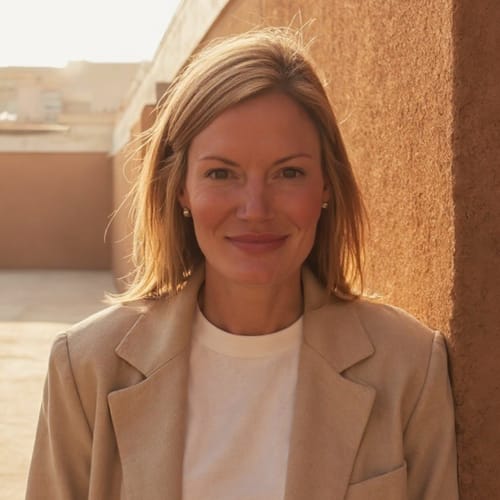 Headshot of Christi Gregory, LCSW