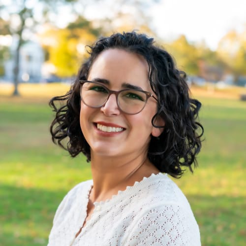 Headshot of Aymee Suarez, LMHC