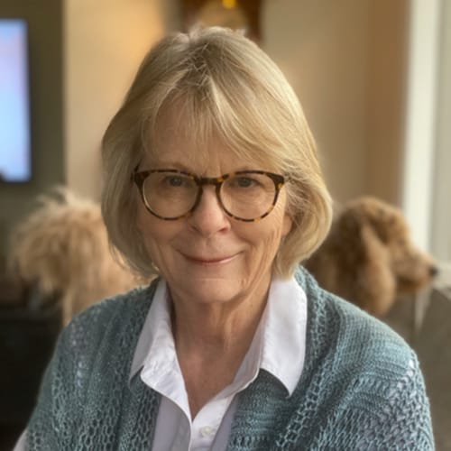 Headshot of Anita Russell, PSYCHOLOGIST