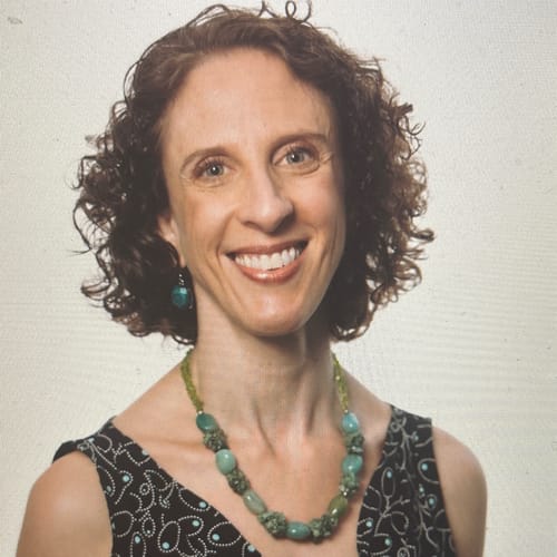 Headshot of Stephanie Ehrlich-Seitz, LCSW