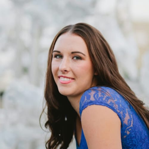 Headshot of Alyssa Cook, LCSW