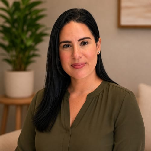 Headshot of Marilyn Hincapie, LCSW