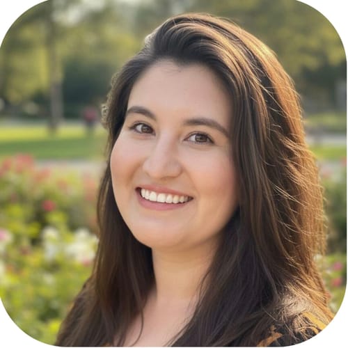 Headshot of Angelica Melgoza, LCSW