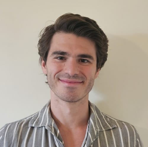 Headshot of Devon Baris, LCSW