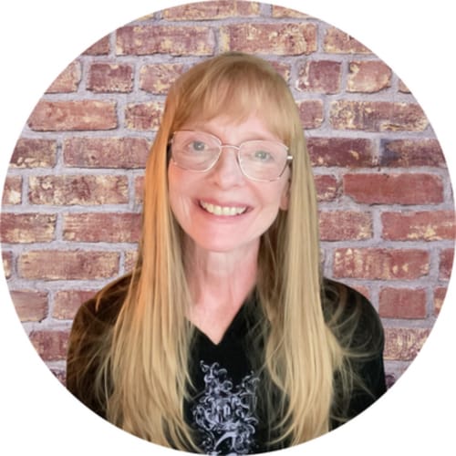 Headshot of Cindy Bruni, LPC