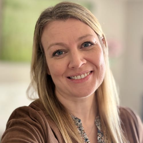 Headshot of Maryann Reuter, LICENSED_PSYCHOLOGIST