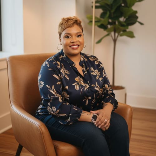 Headshot of Iesha Sanders, LPC