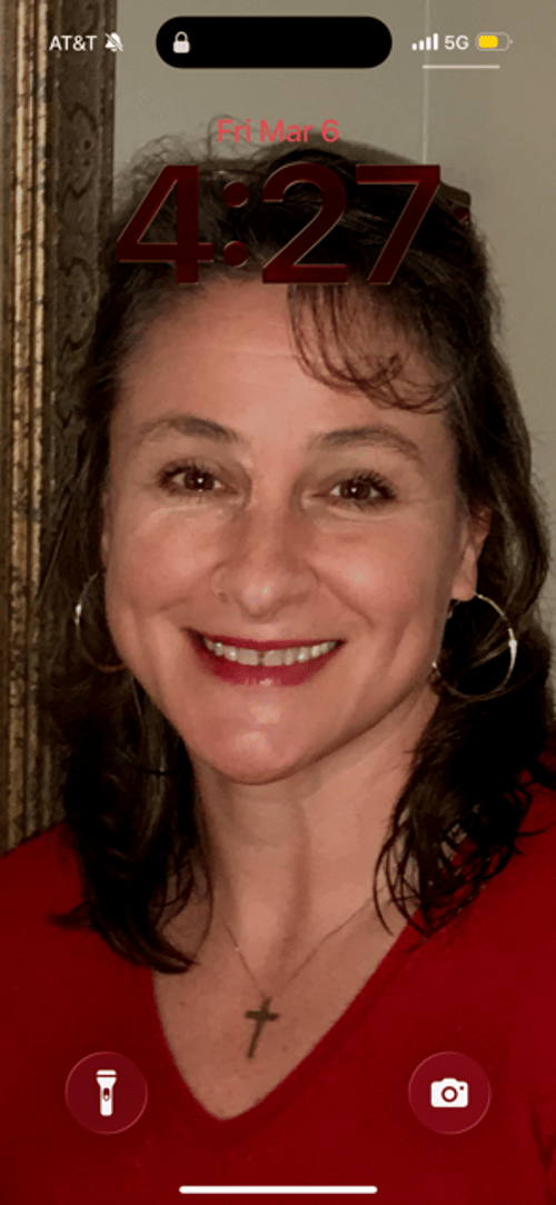 Headshot of Michelle Leonard, LCSW