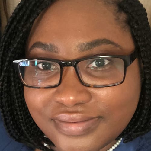 Headshot of Avis Edwards, LPC
