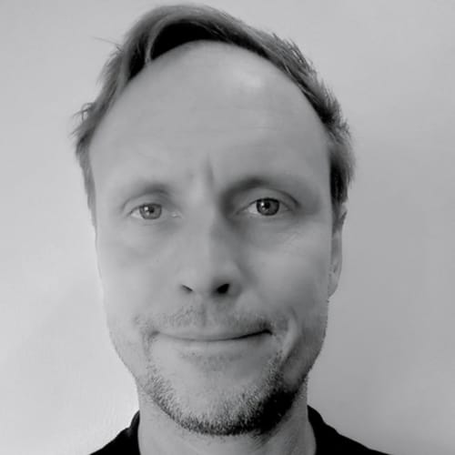 Headshot of Dustin Stephens, MD