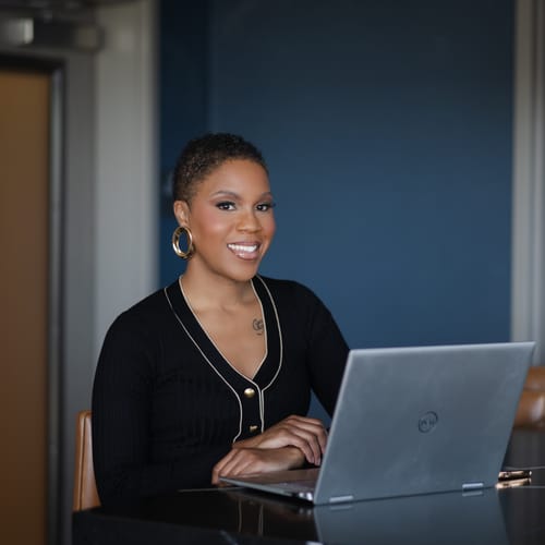 Headshot of Courtney Williams, PSYCHOLOGIST