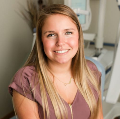 Headshot of Julie Mannarino, LCSW