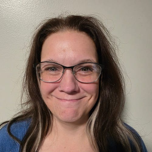 Headshot of Holly Lockhart-Kidd, LPCC