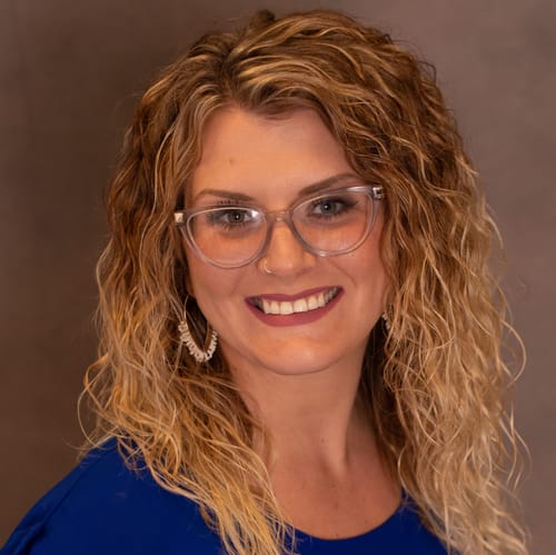 Headshot of Lisa Pearson, LCSW