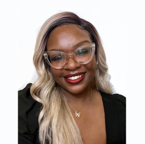 Headshot of Yetty Oriowo, LICSW