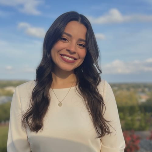 Headshot of Kevia Figueroa, LMFT