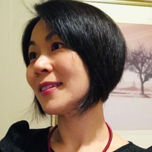 Headshot of Sio Tong, LCSW