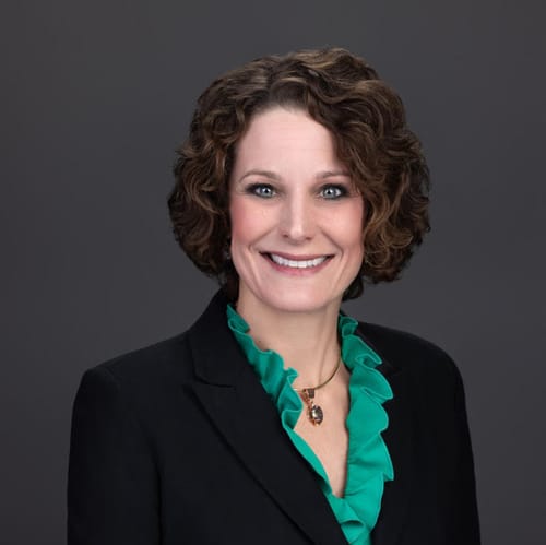 Headshot of Erin Osborn, LCPC