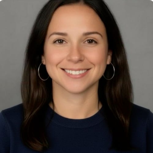 Headshot of Suzanne Dittus-Blitz, LMFT